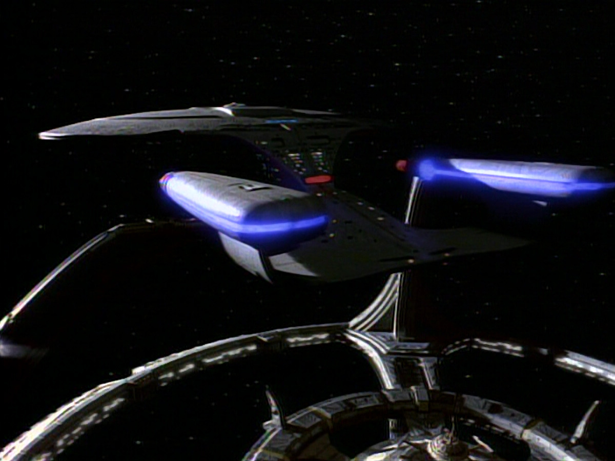 extant_StarTrekDS9_1x01-1x02-Emissary_3214.jpg