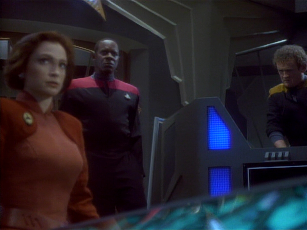 extant_StarTrekDS9_1x01-1x02-Emissary_3243.jpg