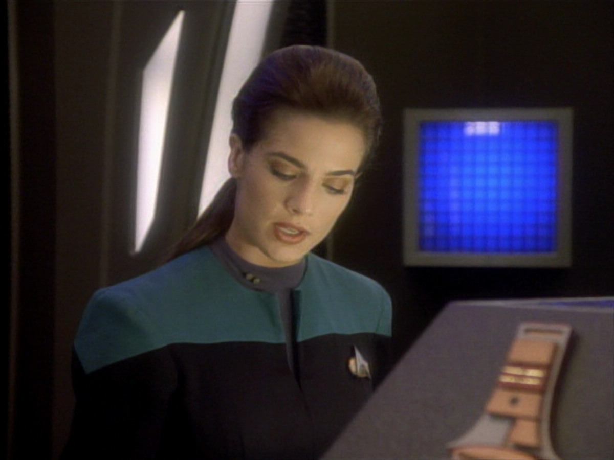 extant_StarTrekDS9_1x01-1x02-Emissary_3514.jpg