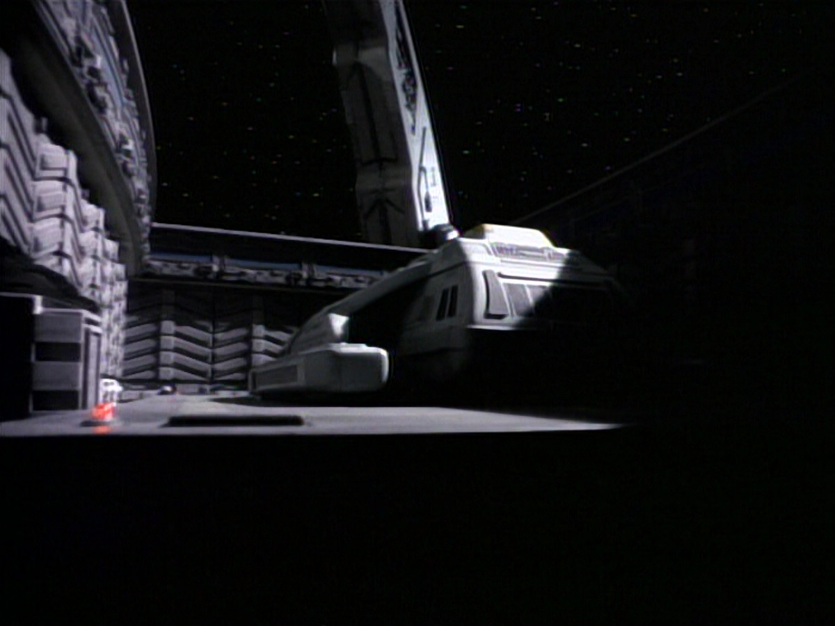 extant_StarTrekDS9_1x01-1x02-Emissary_3787.jpg