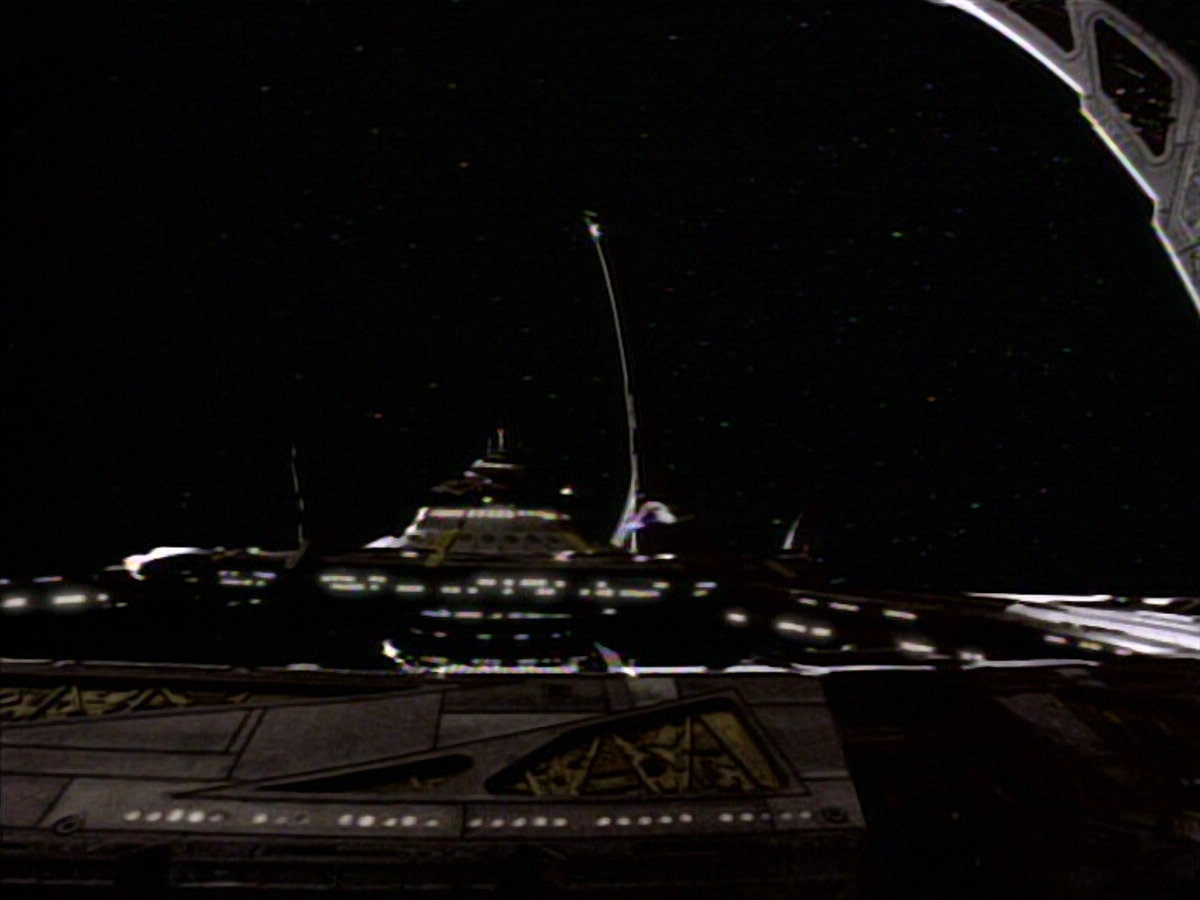 extant_StarTrekDS9_1x01-1x02-Emissary_4834.jpg