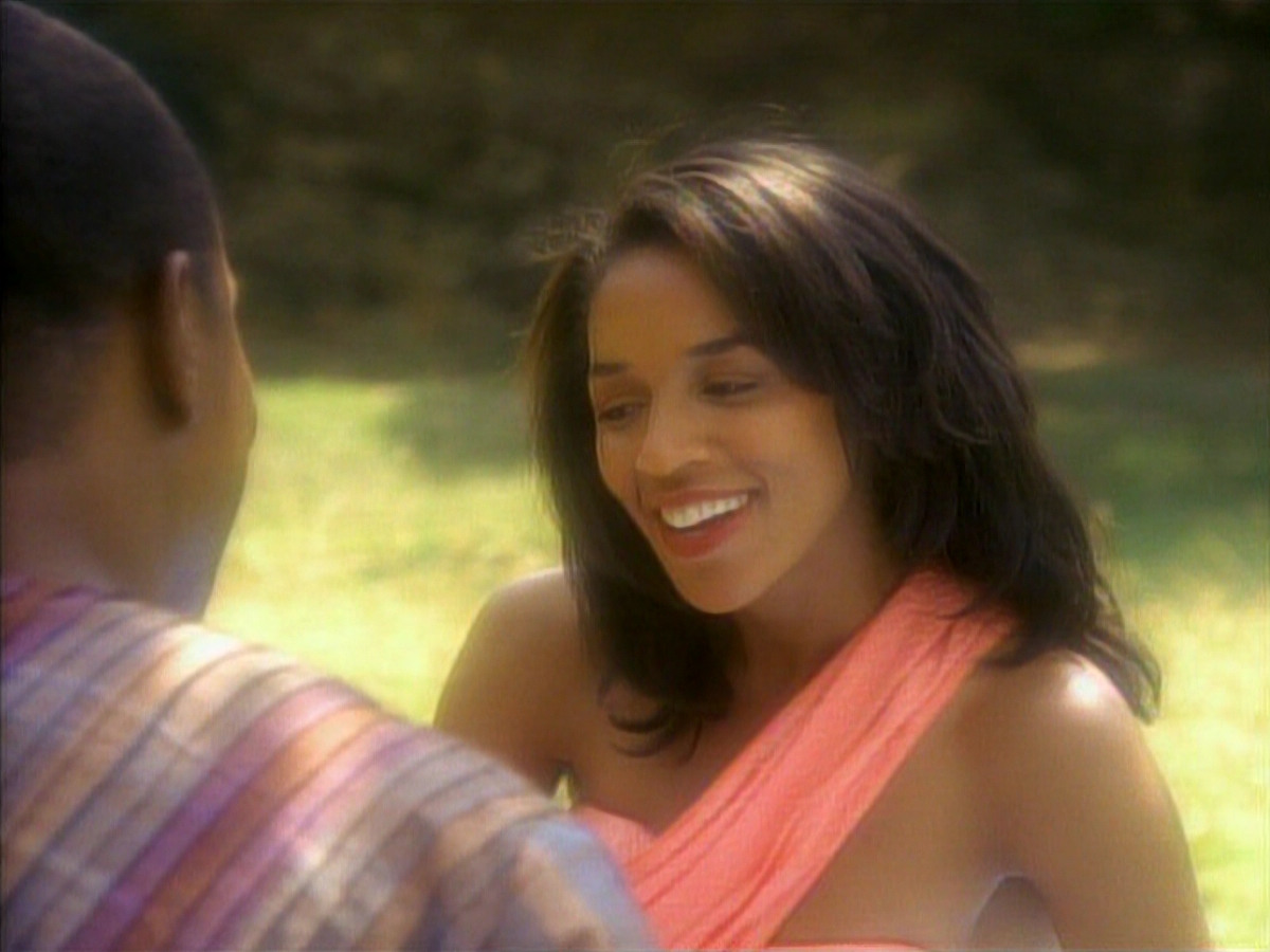 extant_StarTrekDS9_1x01-1x02-Emissary_5463.jpg