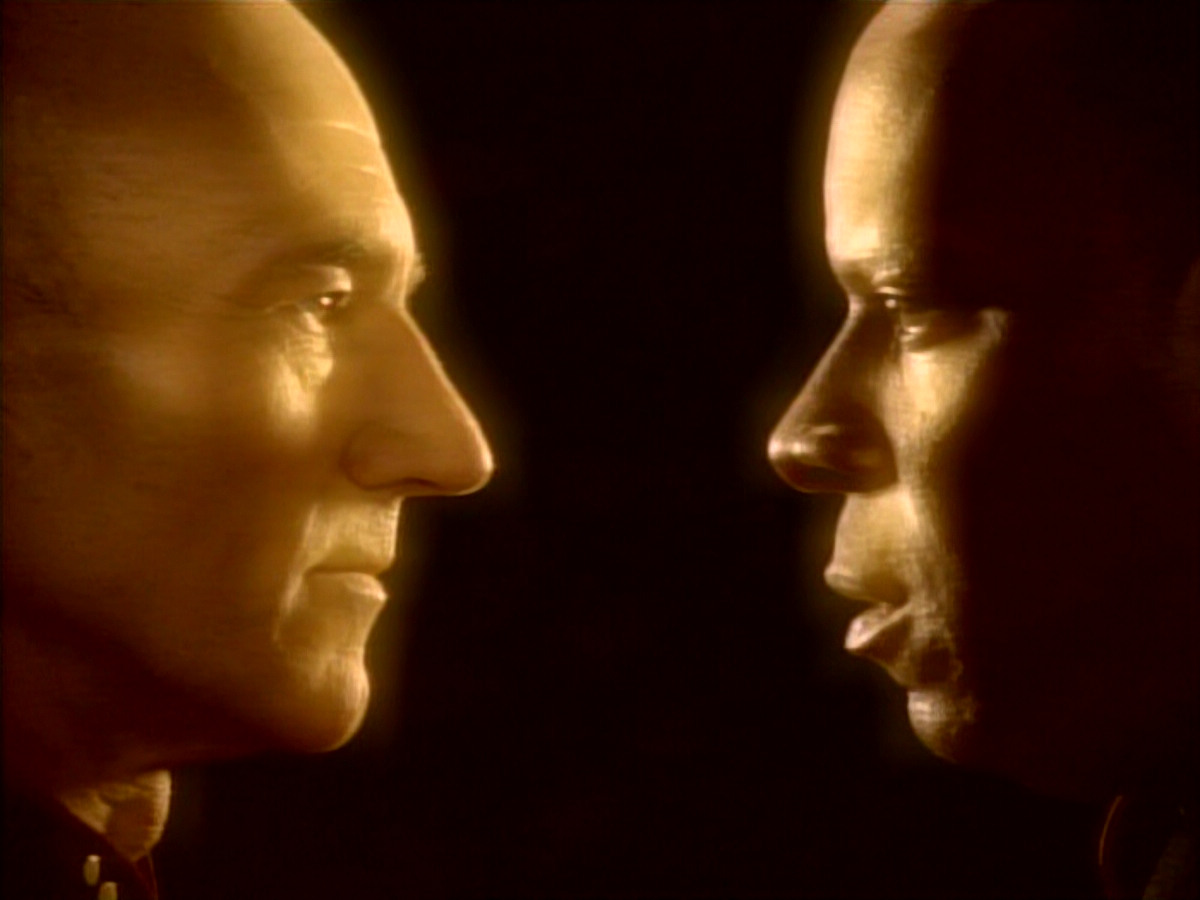 extant_StarTrekDS9_1x01-1x02-Emissary_5700.jpg