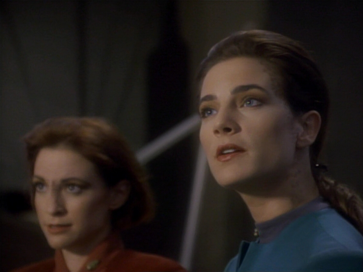 extant_StarTrekDS9_1x01-1x02-Emissary_6088.jpg