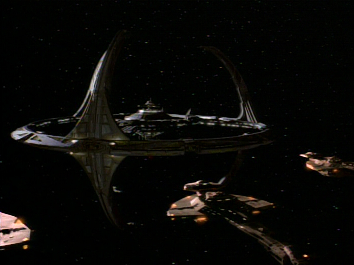 extant_StarTrekDS9_1x01-1x02-Emissary_6196.jpg