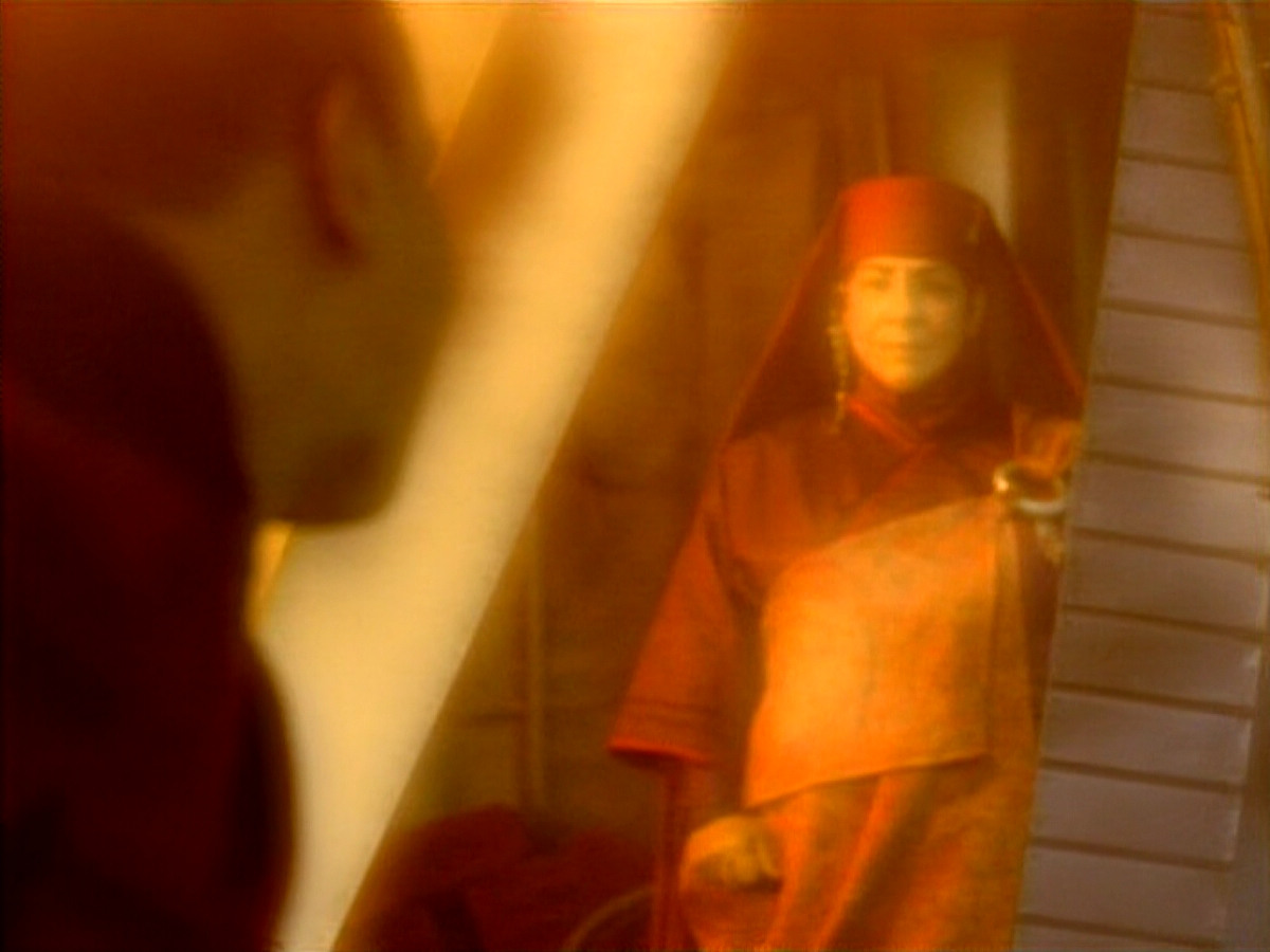 extant_StarTrekDS9_1x01-1x02-Emissary_6510.jpg