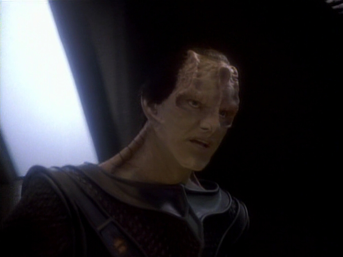 extant_StarTrekDS9_1x01-1x02-Emissary_6727.jpg