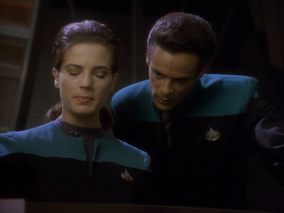 extant_StarTrekDS9_1x01-1x02-Emissary_6774.jpg