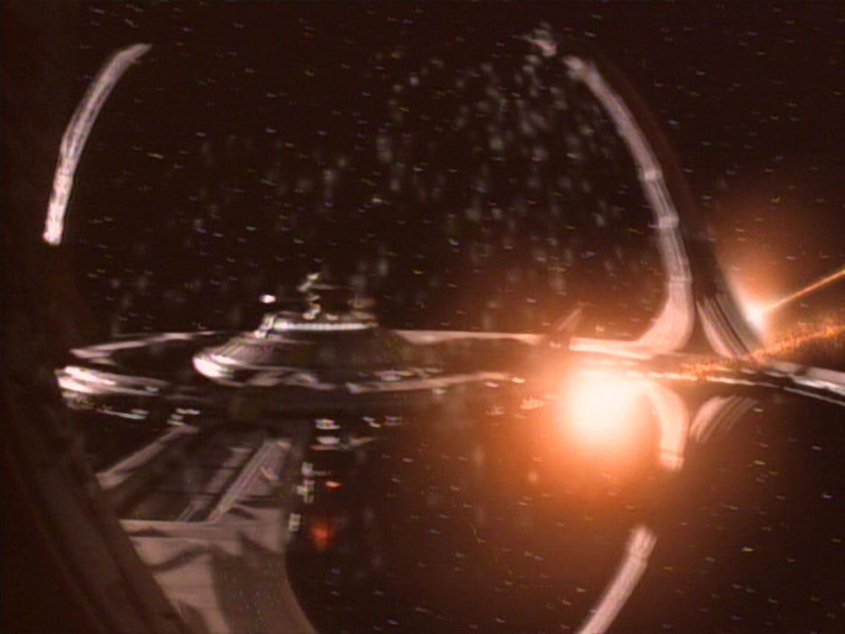 extant_StarTrekDS9_1x01-1x02-Emissary_6806.jpg