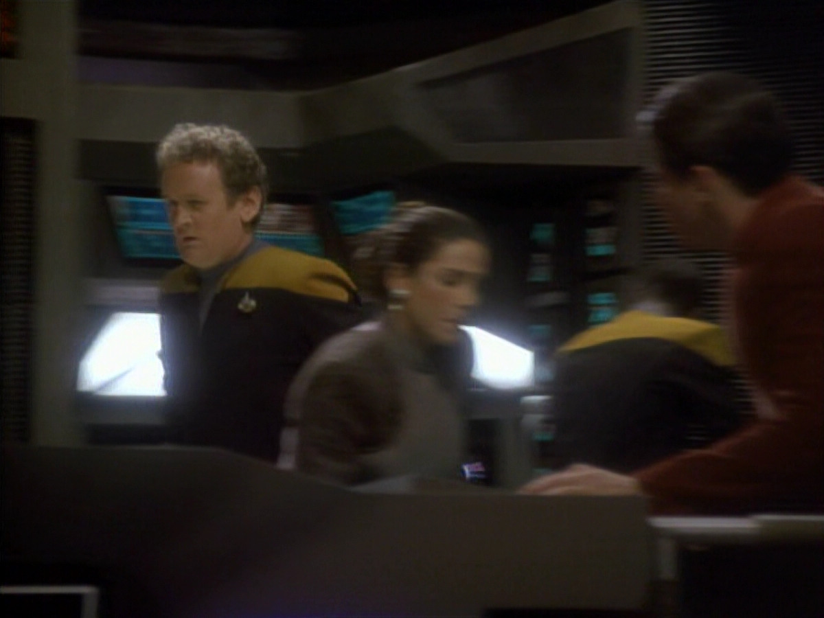extant_StarTrekDS9_1x01-1x02-Emissary_6819.jpg