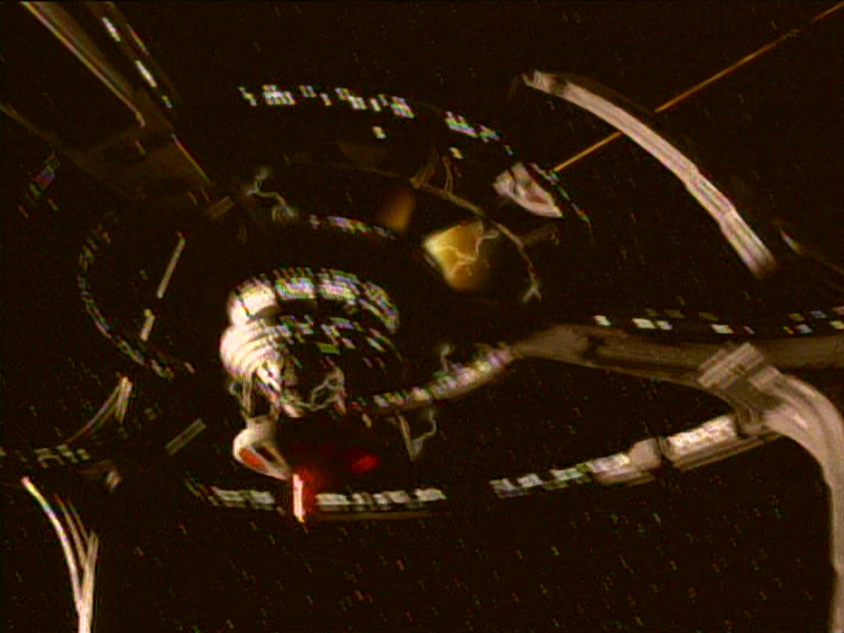 extant_StarTrekDS9_1x01-1x02-Emissary_6859.jpg