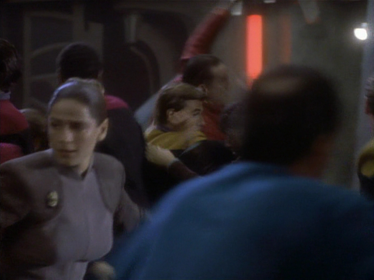extant_StarTrekDS9_1x01-1x02-Emissary_6864.jpg
