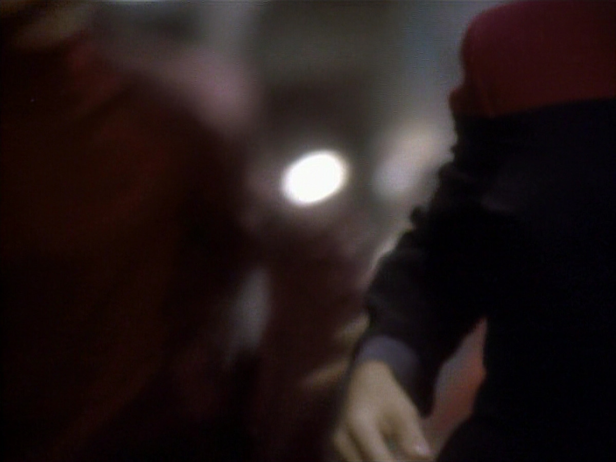 extant_StarTrekDS9_1x01-1x02-Emissary_6873.jpg