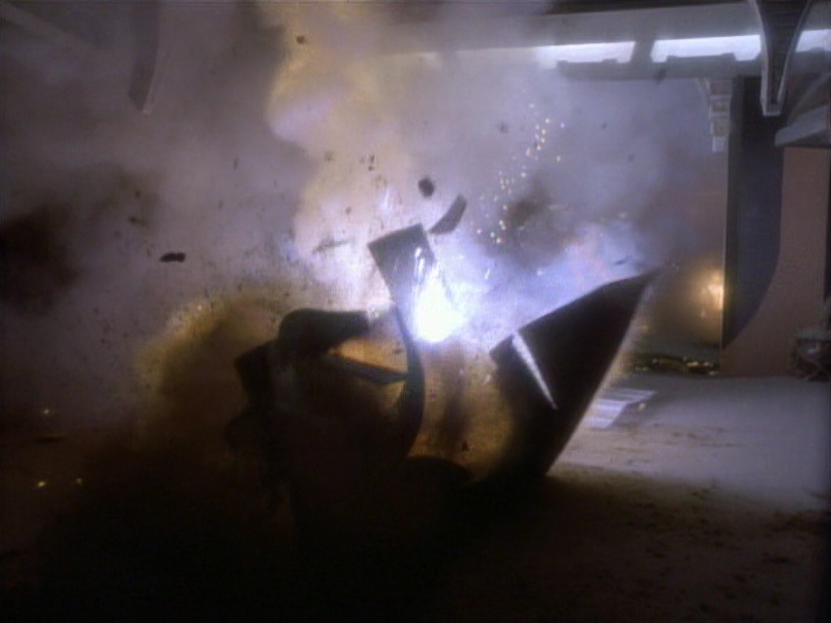 extant_StarTrekDS9_1x01-1x02-Emissary_6885.jpg