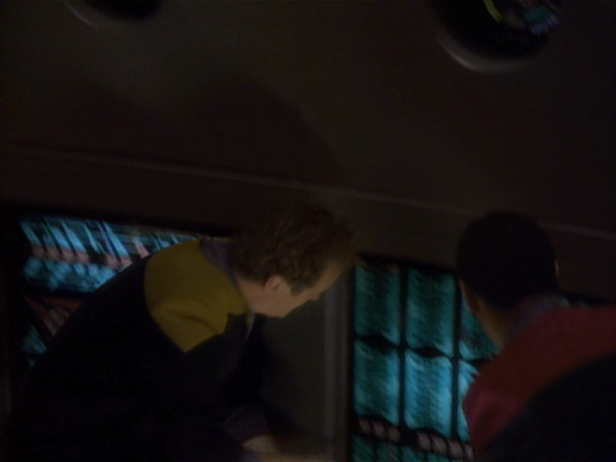 extant_StarTrekDS9_1x01-1x02-Emissary_6929.jpg