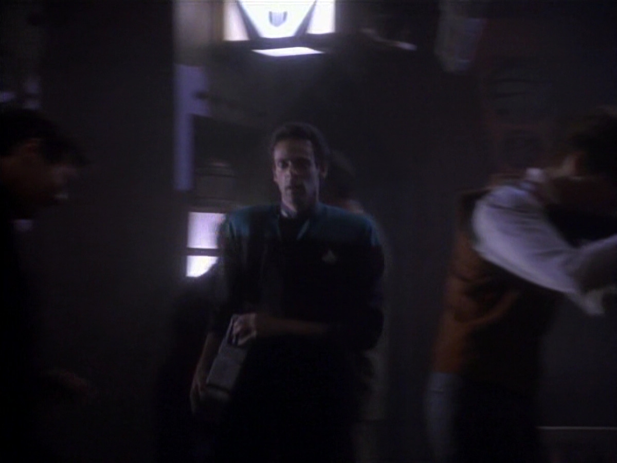 extant_StarTrekDS9_1x01-1x02-Emissary_6933.jpg