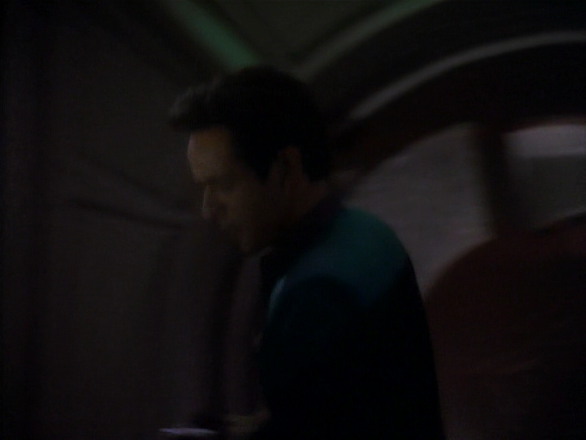 extant_StarTrekDS9_1x01-1x02-Emissary_6937.jpg