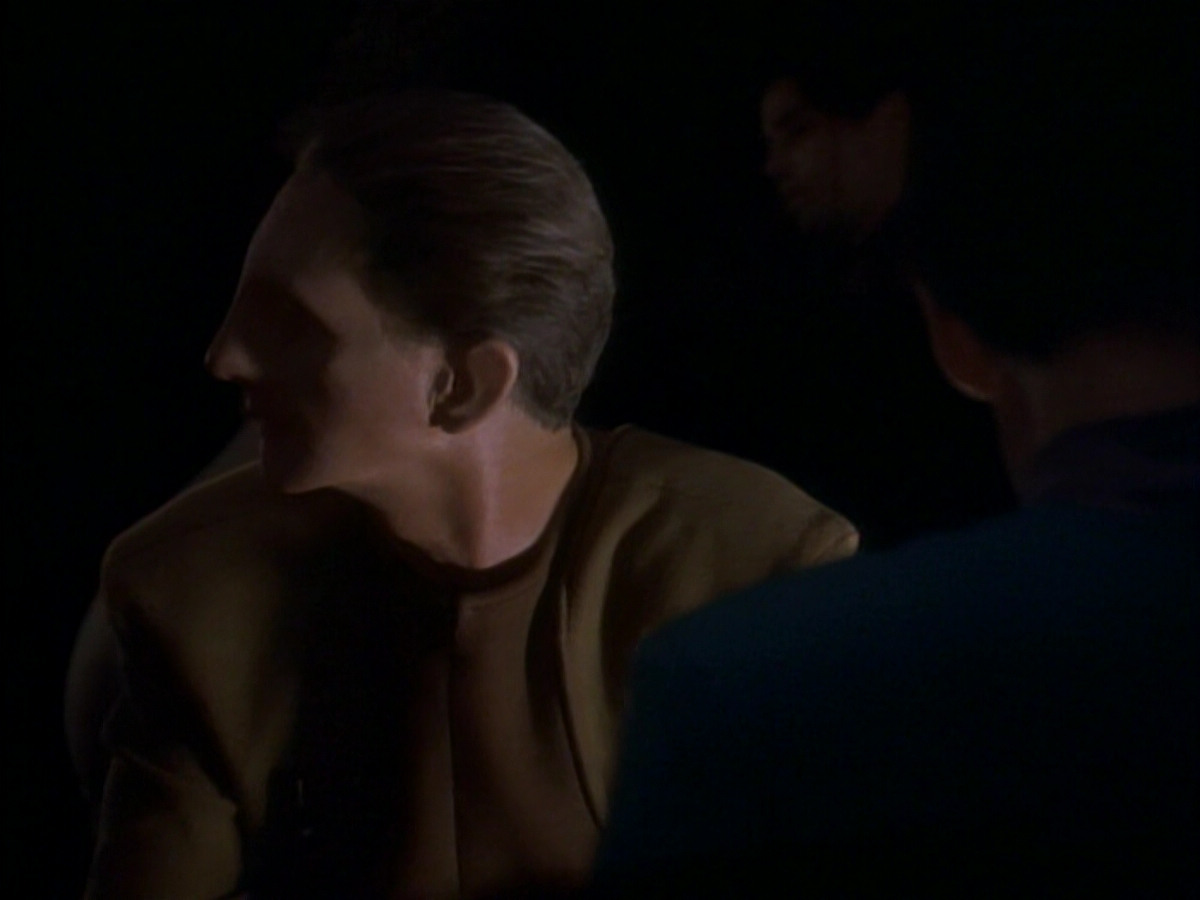 extant_StarTrekDS9_1x01-1x02-Emissary_6955.jpg