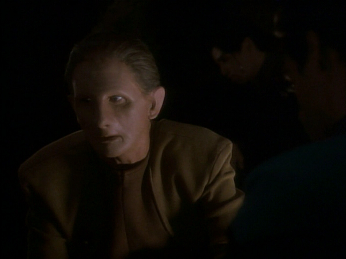 extant_StarTrekDS9_1x01-1x02-Emissary_6961.jpg
