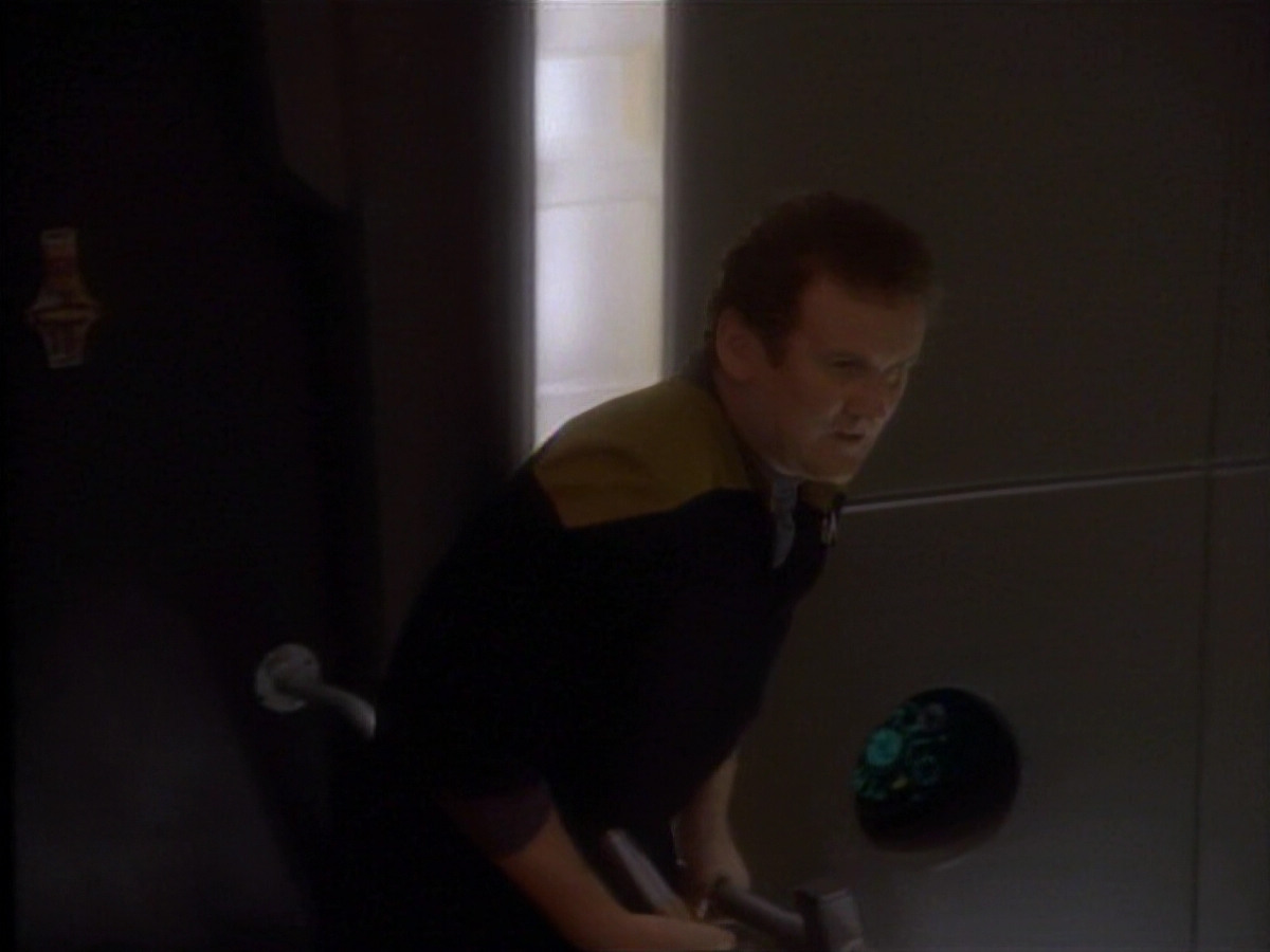 extant_StarTrekDS9_1x01-1x02-Emissary_6983.jpg