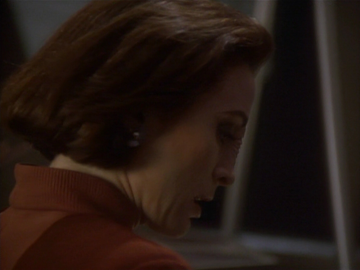 extant_StarTrekDS9_1x01-1x02-Emissary_6999.jpg