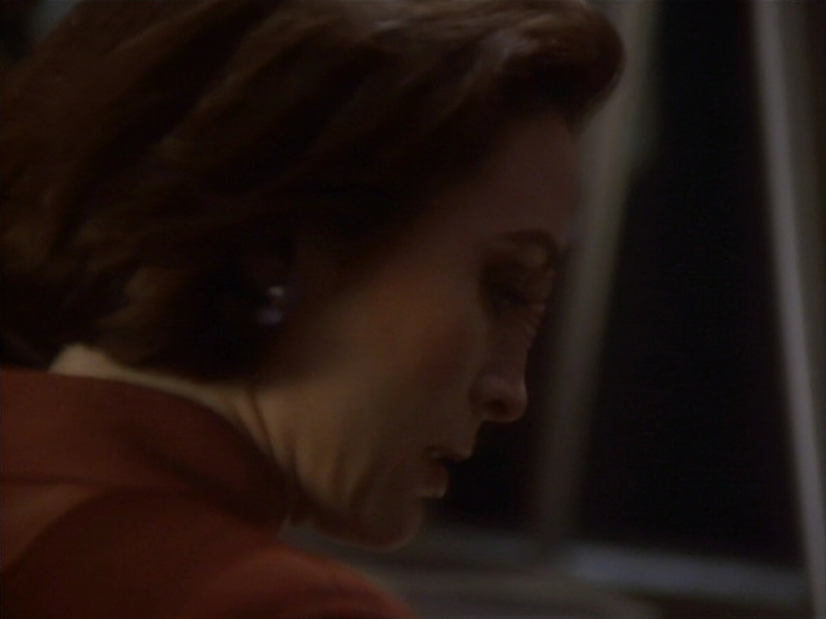 extant_StarTrekDS9_1x01-1x02-Emissary_7000.jpg