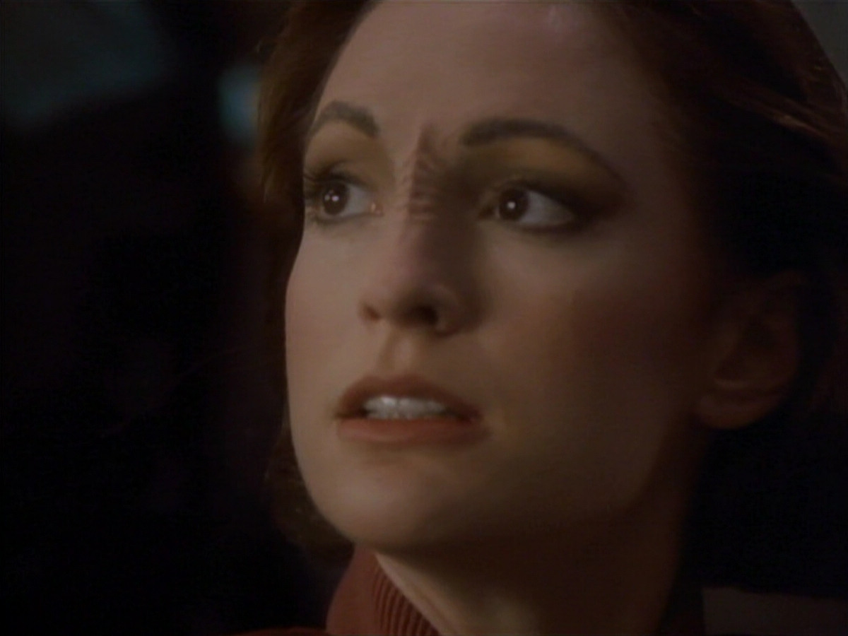extant_StarTrekDS9_1x01-1x02-Emissary_7007.jpg