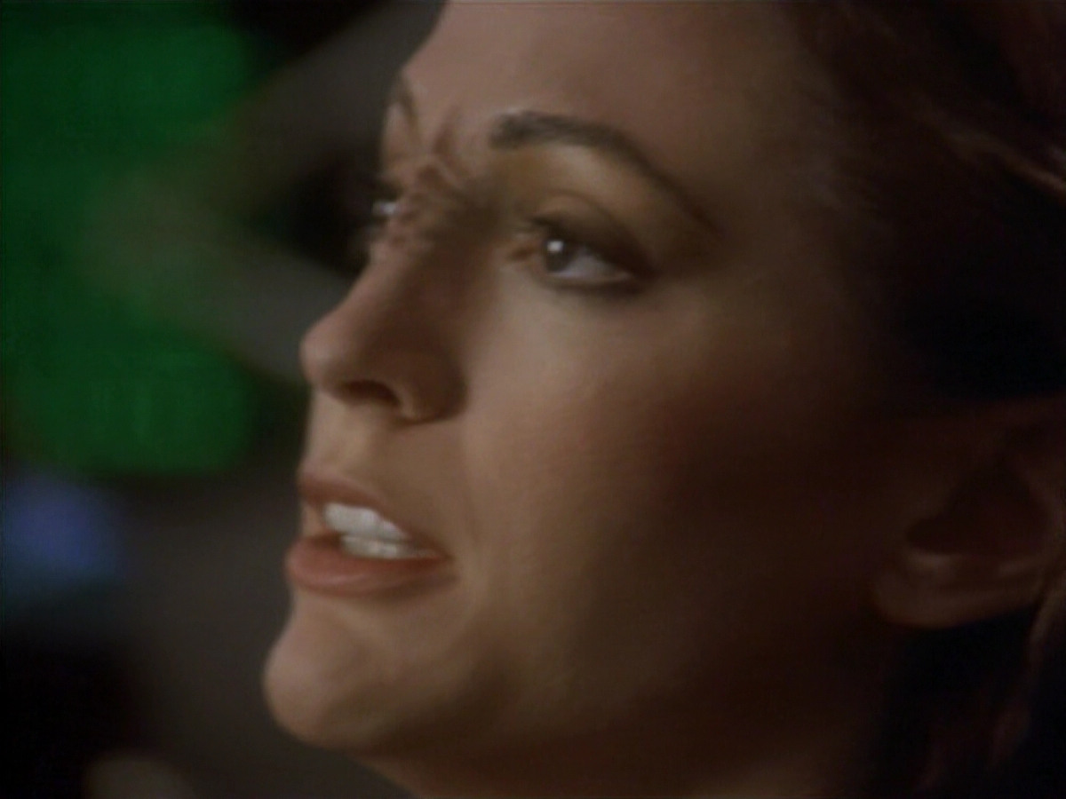 extant_StarTrekDS9_1x01-1x02-Emissary_7011.jpg