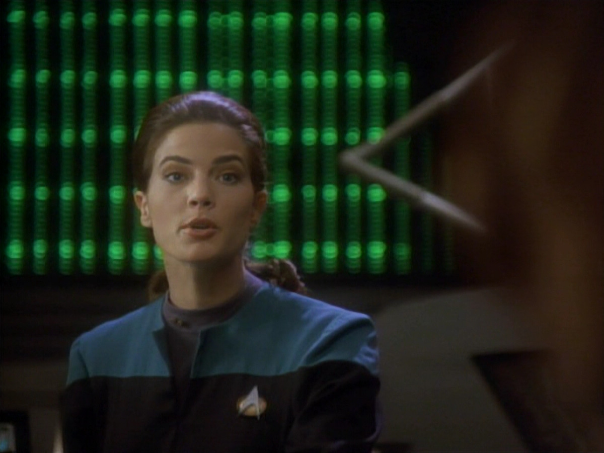 extant_StarTrekDS9_1x01-1x02-Emissary_7014.jpg