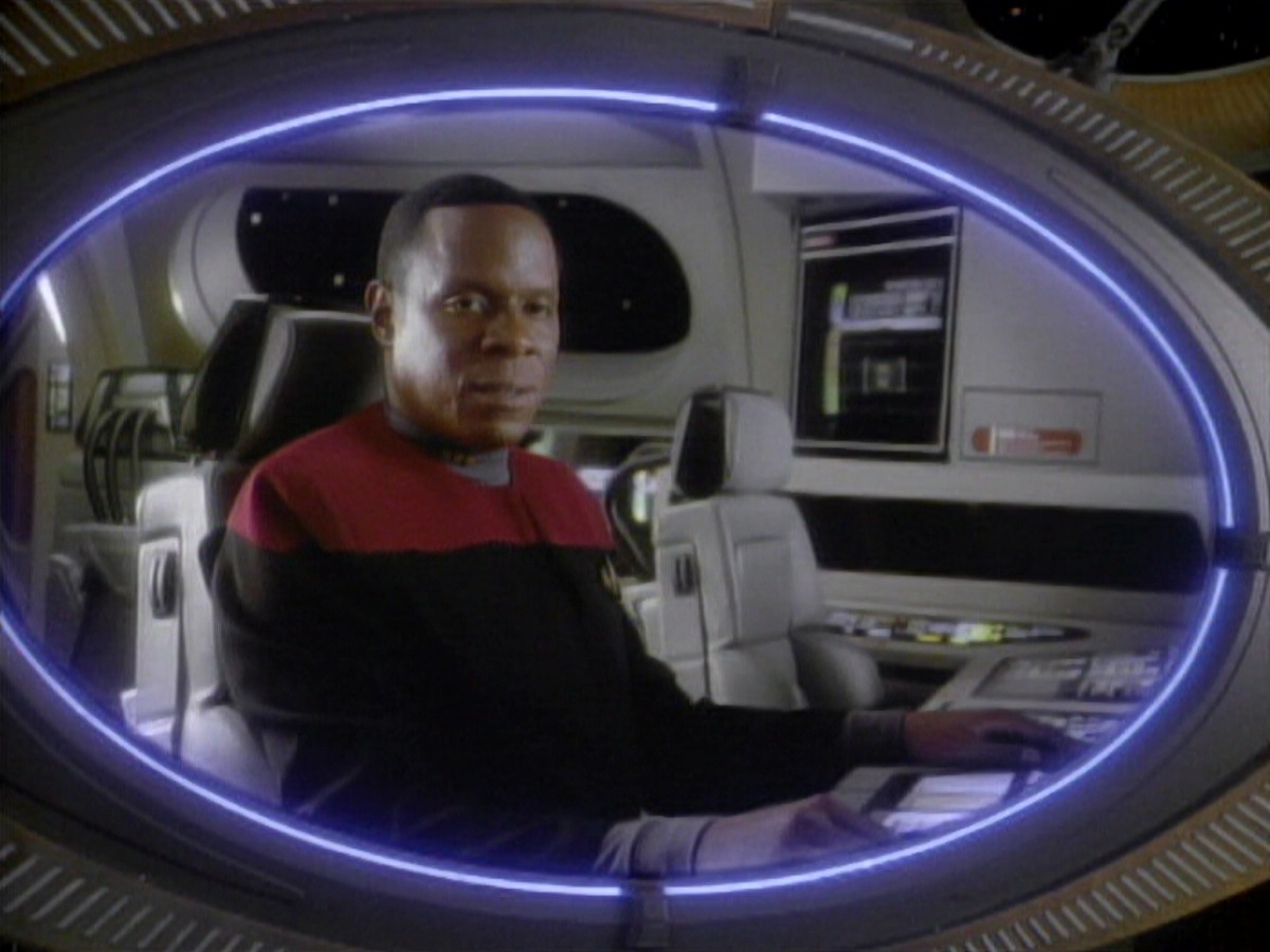 extant_StarTrekDS9_1x01-1x02-Emissary_7083.jpg