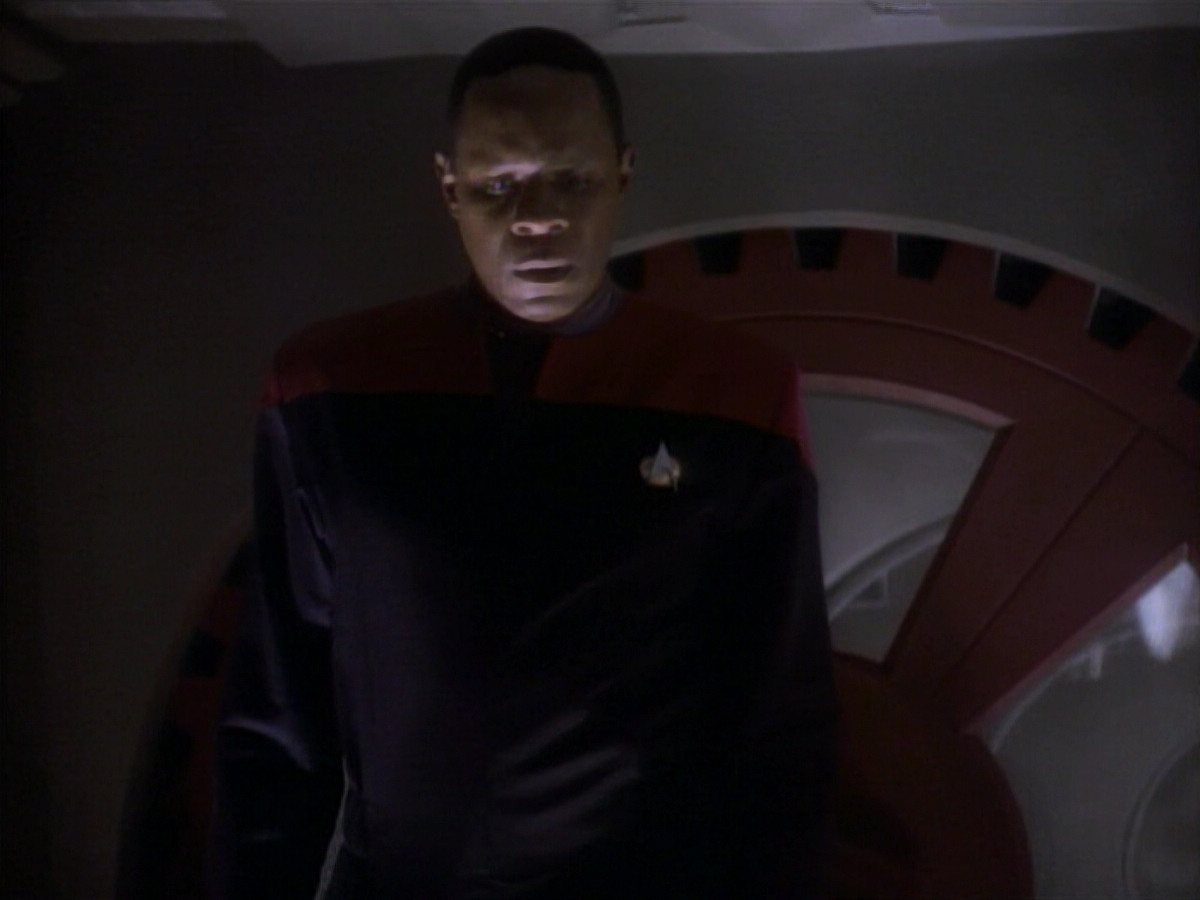 extant_StarTrekDS9_1x01-1x02-Emissary_7099.jpg