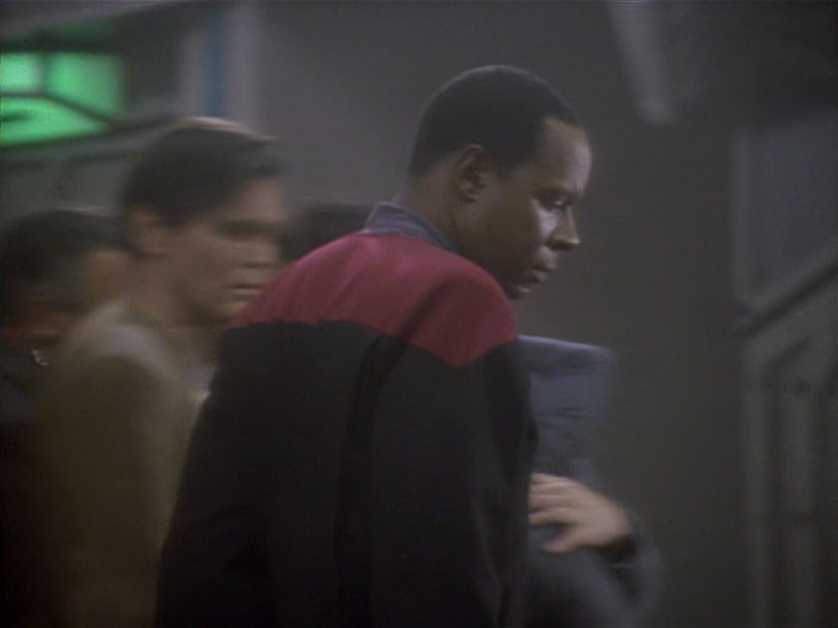 extant_StarTrekDS9_1x01-1x02-Emissary_7124.jpg