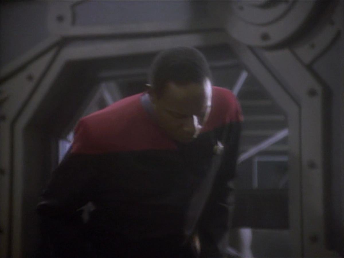 extant_StarTrekDS9_1x01-1x02-Emissary_7126.jpg