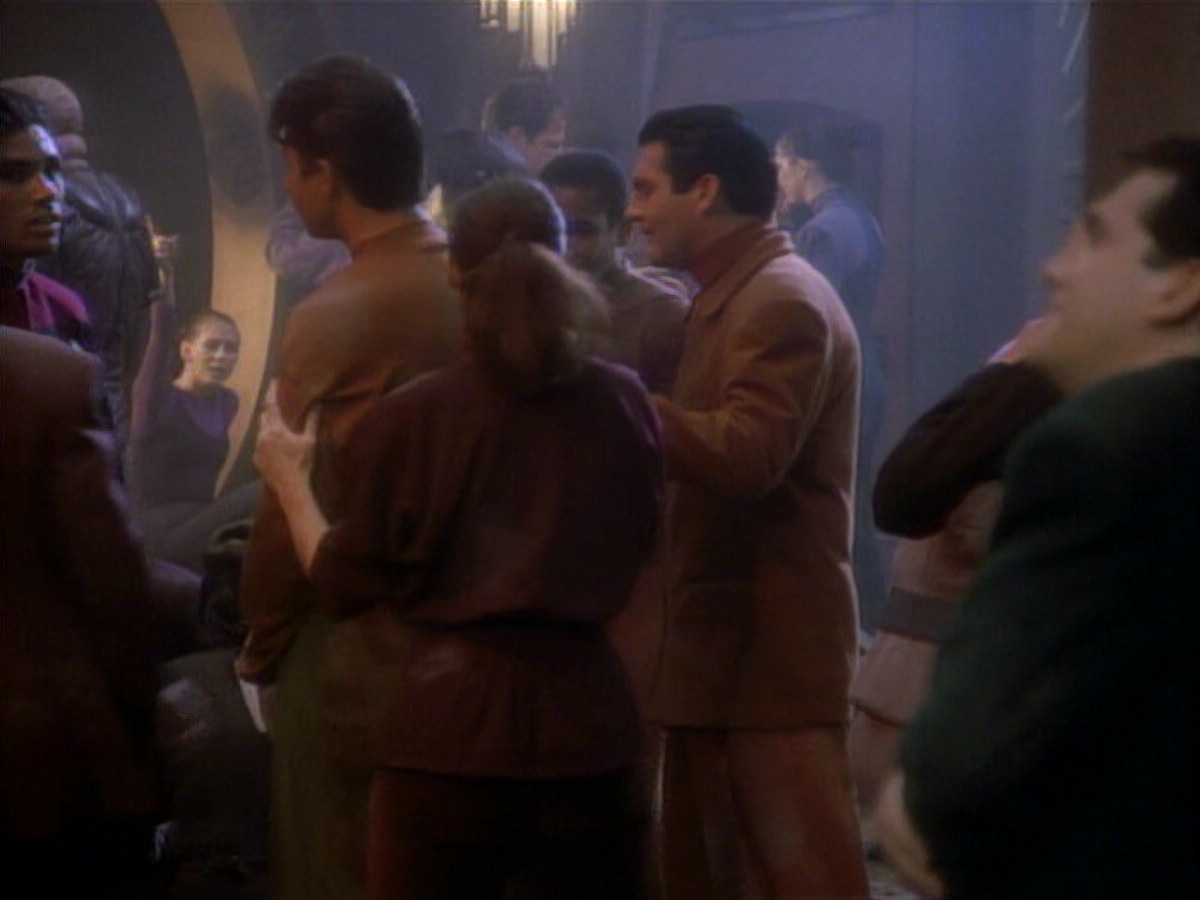 extant_StarTrekDS9_1x01-1x02-Emissary_7137.jpg