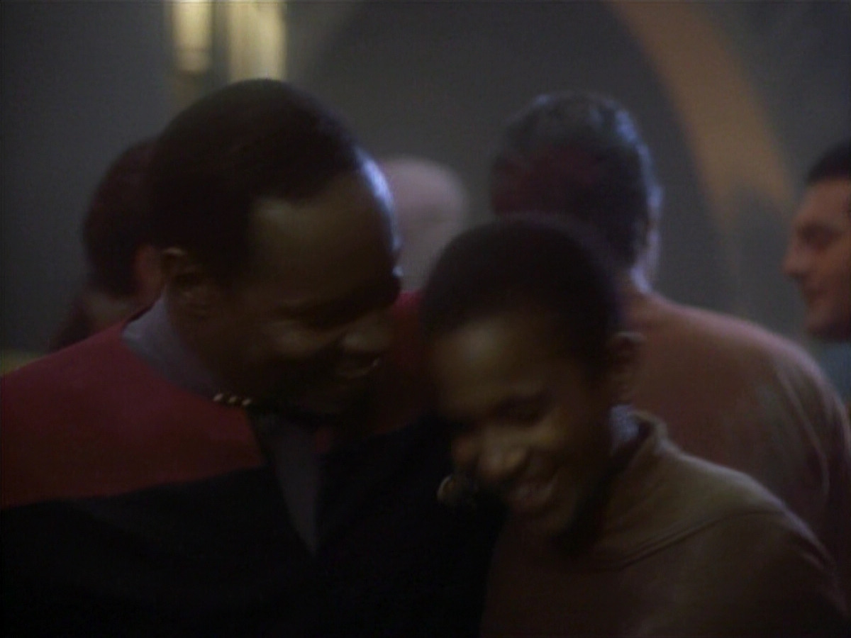 extant_StarTrekDS9_1x01-1x02-Emissary_7161.jpg