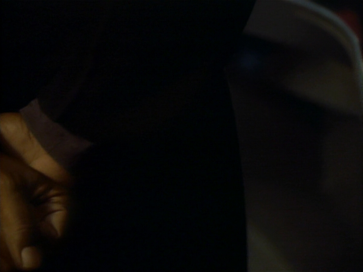 extant_StarTrekDS9_1x01-1x02-Emissary_7188.jpg
