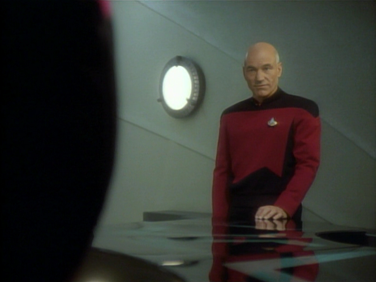 extant_StarTrekDS9_1x01-1x02-Emissary_7195.jpg