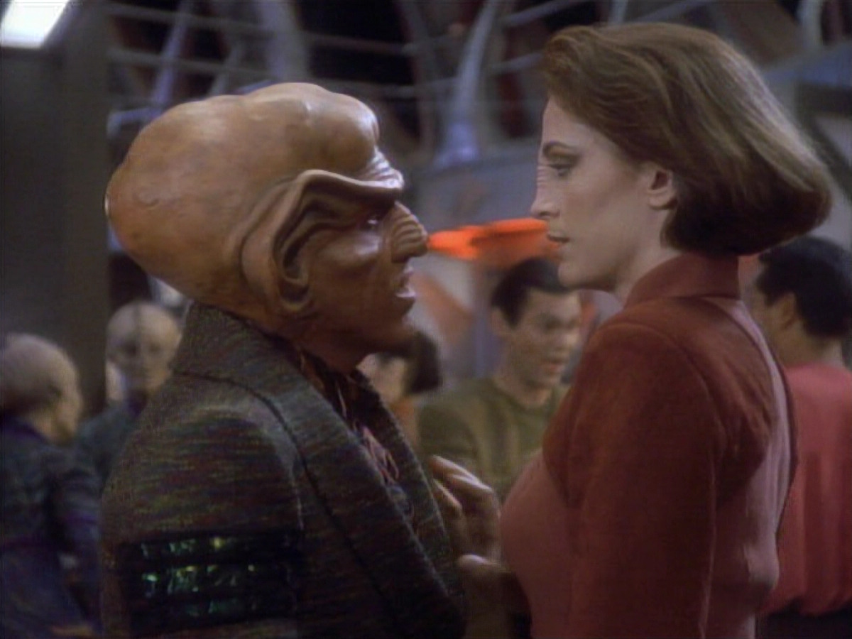 extant_StarTrekDS9_1x01-1x02-Emissary_7320.jpg