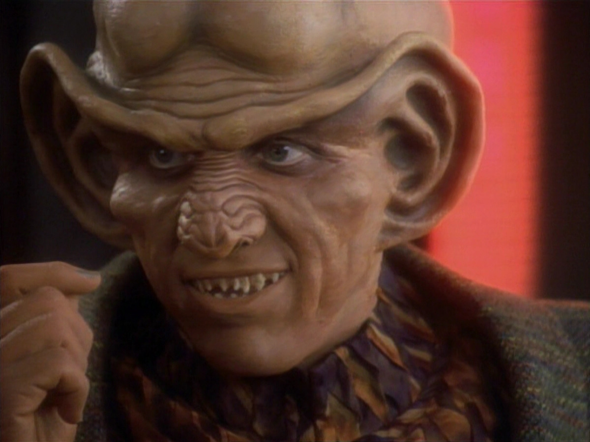 extant_StarTrekDS9_1x01-1x02-Emissary_7340.jpg