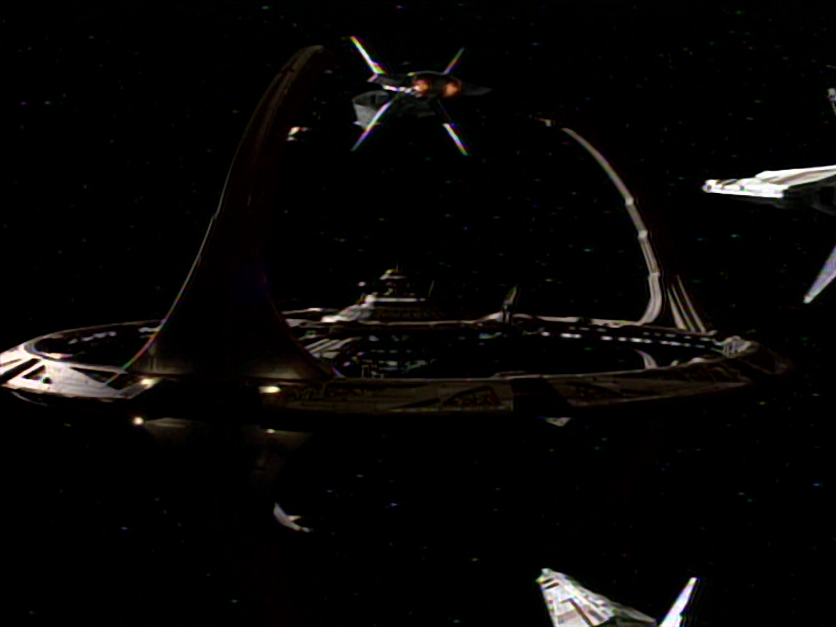 extant_StarTrekDS9_1x01-1x02-Emissary_7389.jpg