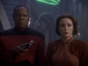 Filename=extant_StarTrekDS9_1x01-1x02-Emissary_1040.jpg
Filesize=150KiB
Dimensions=1200x900
Date added=May 22, 2019 extant_StarTrekDS9_1x01-1x02-Emissary_1040.jpg