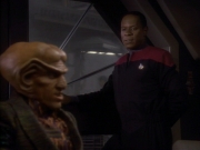 Filename=extant_StarTrekDS9_1x01-1x02-Emissary_1429.jpg
Filesize=136KiB
Dimensions=1200x900
Date added=May 22, 2019 extant_StarTrekDS9_1x01-1x02-Emissary_1429.jpg