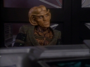 extant_StarTrekDS9_1x01-1x02-Emissary_1444.jpg