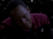 Filename=extant_StarTrekDS9_1x01-1x02-Emissary_2487.jpg
Filesize=101KiB
Dimensions=1200x900
Date added=May 22, 2019 extant_StarTrekDS9_1x01-1x02-Emissary_2487.jpg