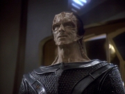 extant_StarTrekDS9_1x01-1x02-Emissary_3289.jpg