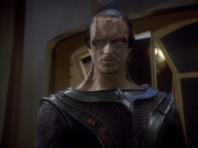 extant_StarTrekDS9_1x01-1x02-Emissary_3342.jpg