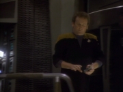 Filename=extant_StarTrekDS9_1x01-1x02-Emissary_6917.jpg
Filesize=142KiB
Dimensions=1200x900
Date added=May 22, 2019 extant_StarTrekDS9_1x01-1x02-Emissary_6917.jpg