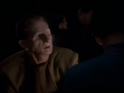 Filename=extant_StarTrekDS9_1x01-1x02-Emissary_6950.jpg
Filesize=107KiB
Dimensions=1200x900
Date added=May 22, 2019 extant_StarTrekDS9_1x01-1x02-Emissary_6950.jpg