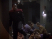 Filename=extant_StarTrekDS9_1x01-1x02-Emissary_7116.jpg
Filesize=135KiB
Dimensions=1200x900
Date added=May 22, 2019 extant_StarTrekDS9_1x01-1x02-Emissary_7116.jpg