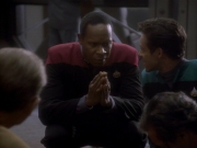 Filename=extant_StarTrekDS9_1x01-1x02-Emissary_7133.jpg
Filesize=138KiB
Dimensions=1200x900
Date added=May 22, 2019 extant_StarTrekDS9_1x01-1x02-Emissary_7133.jpg